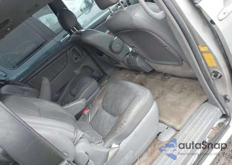 2006 Toyota Sienna Xle z USA, uszkodzony, nr VIN 5TDZA22C36S519377